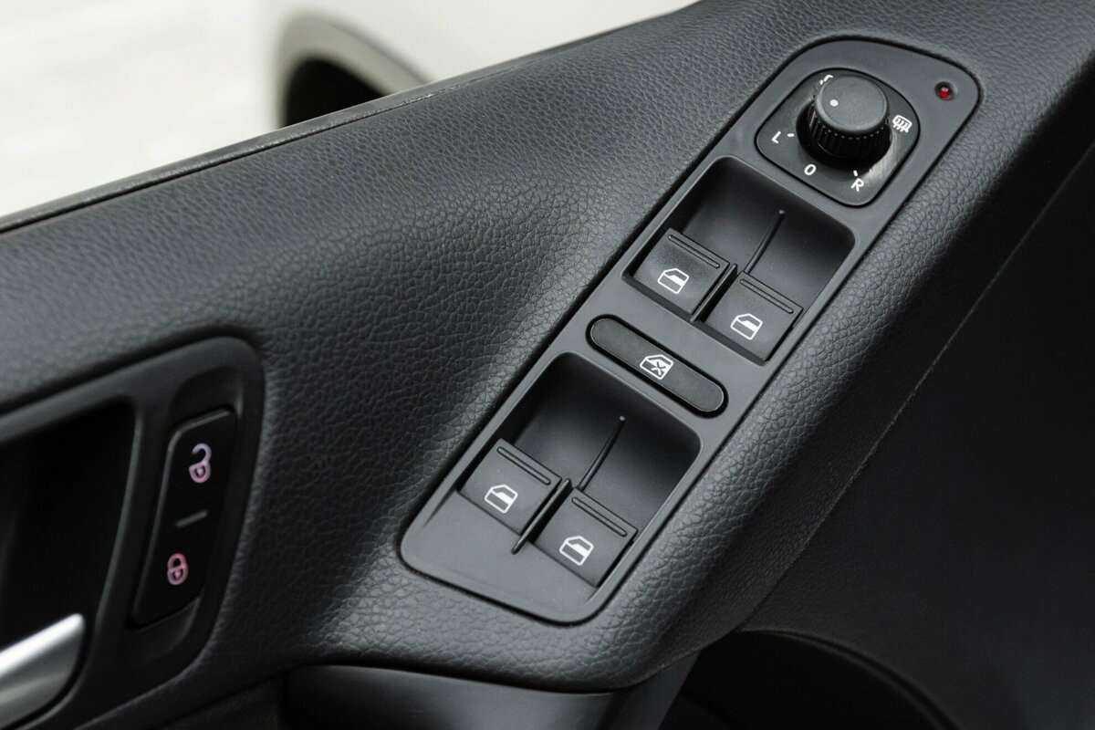 Volkswagen Tiguan, 2013 - Фото №6