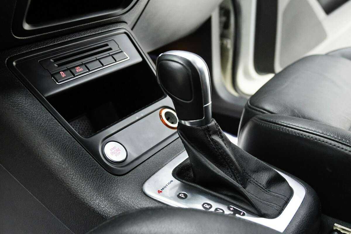 Volkswagen Tiguan, 2013 - Фото №12