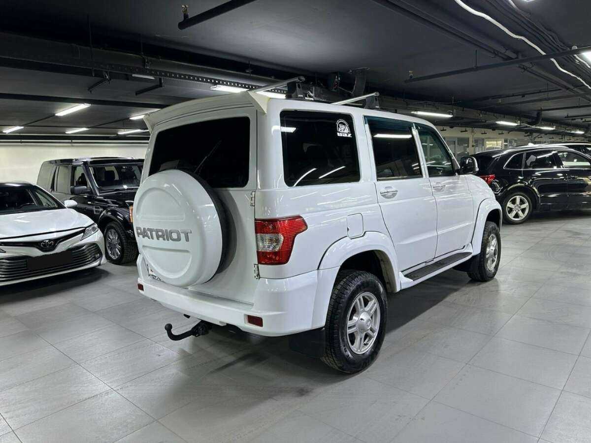 УАЗ Patriot, 2018 - Фото №3