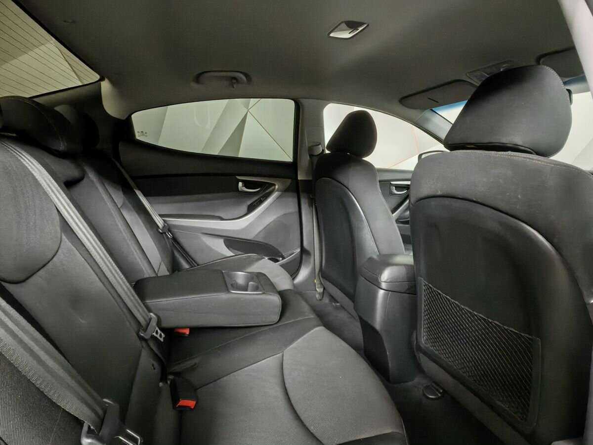 Hyundai Elantra, 2015 - Фото №11