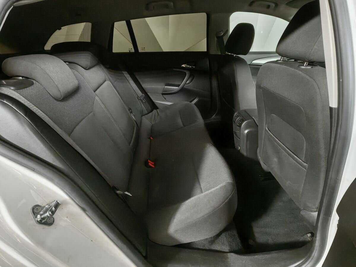 Opel Insignia Country Tourer, 2014 - Фото №11