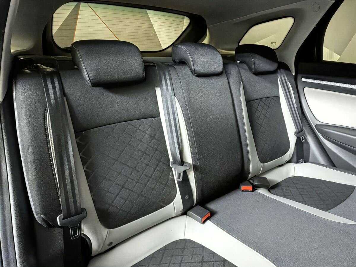 Lada (ВАЗ) Vesta SW Cross, 2019 - Фото №12