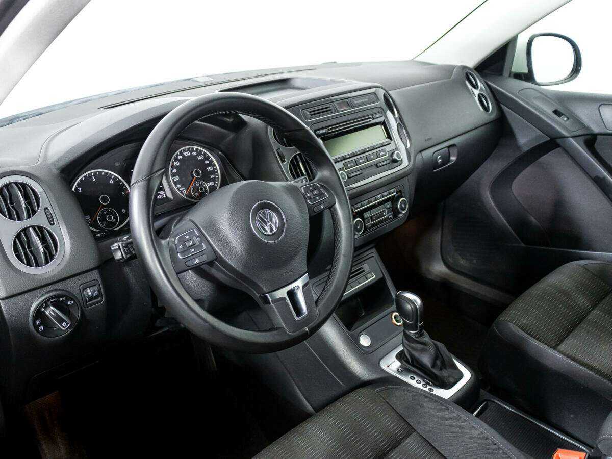 Volkswagen Tiguan, 2015 - Фото №10