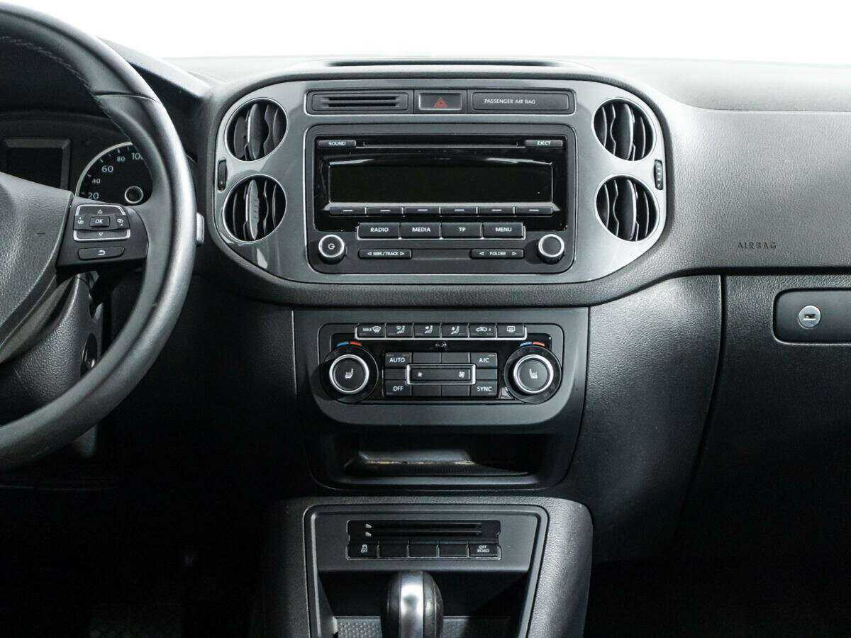 Volkswagen Tiguan, 2015 - Фото №13