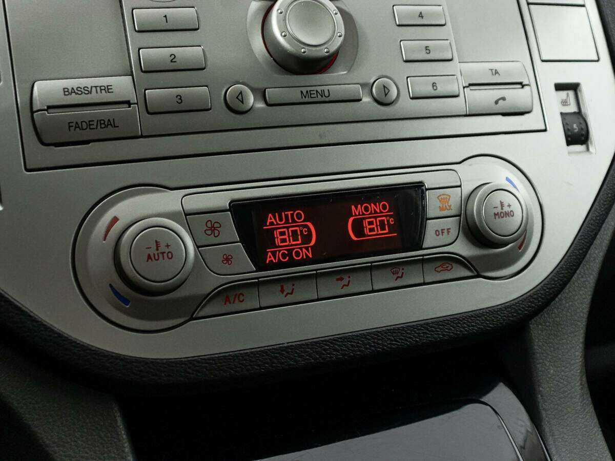 Ford Kuga, 2012 - Фото №14