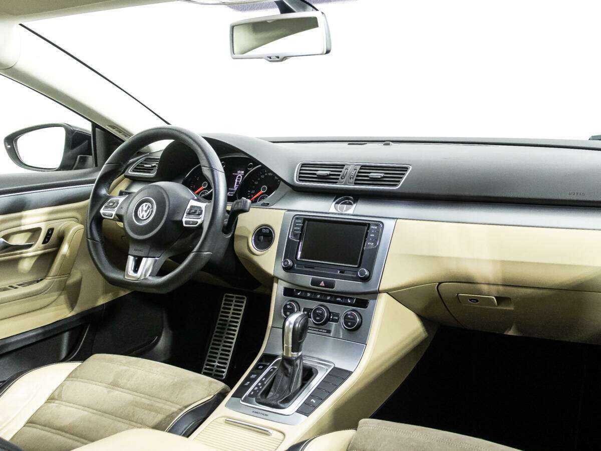 Volkswagen Passat CC, 2012 - Фото №8