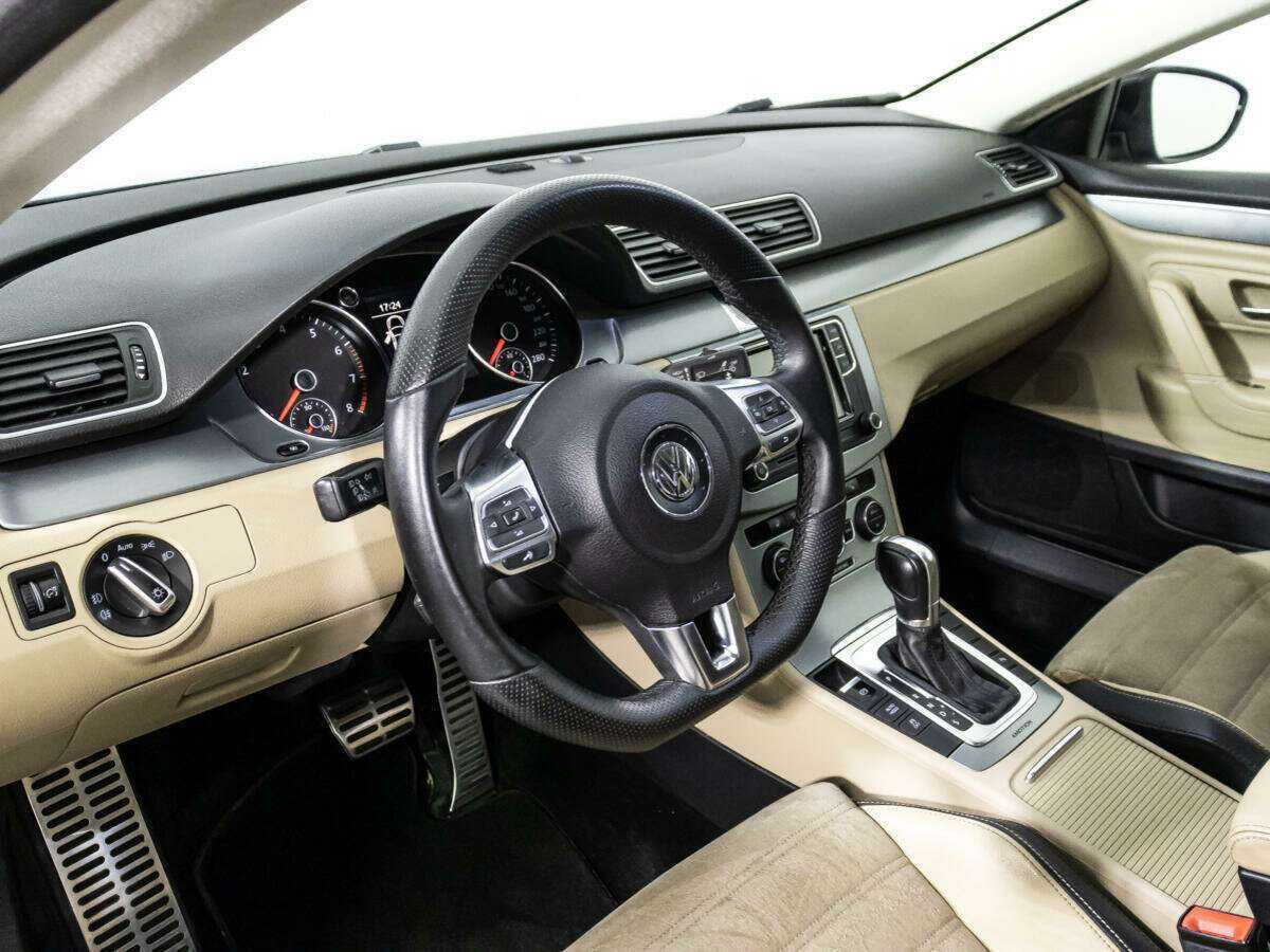 Volkswagen Passat CC, 2012 - Фото №10