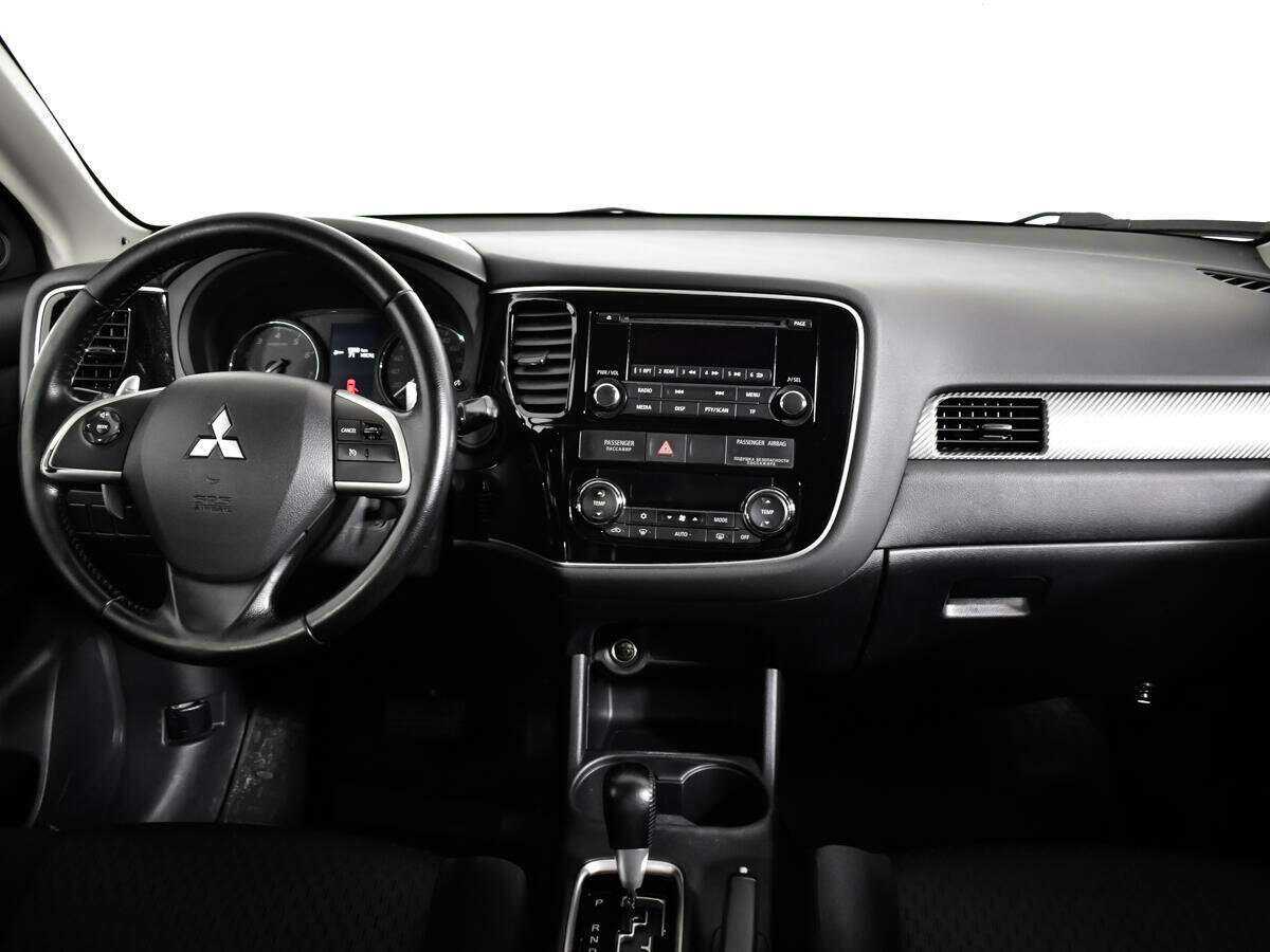 Mitsubishi Outlander, 2013 - Фото №11