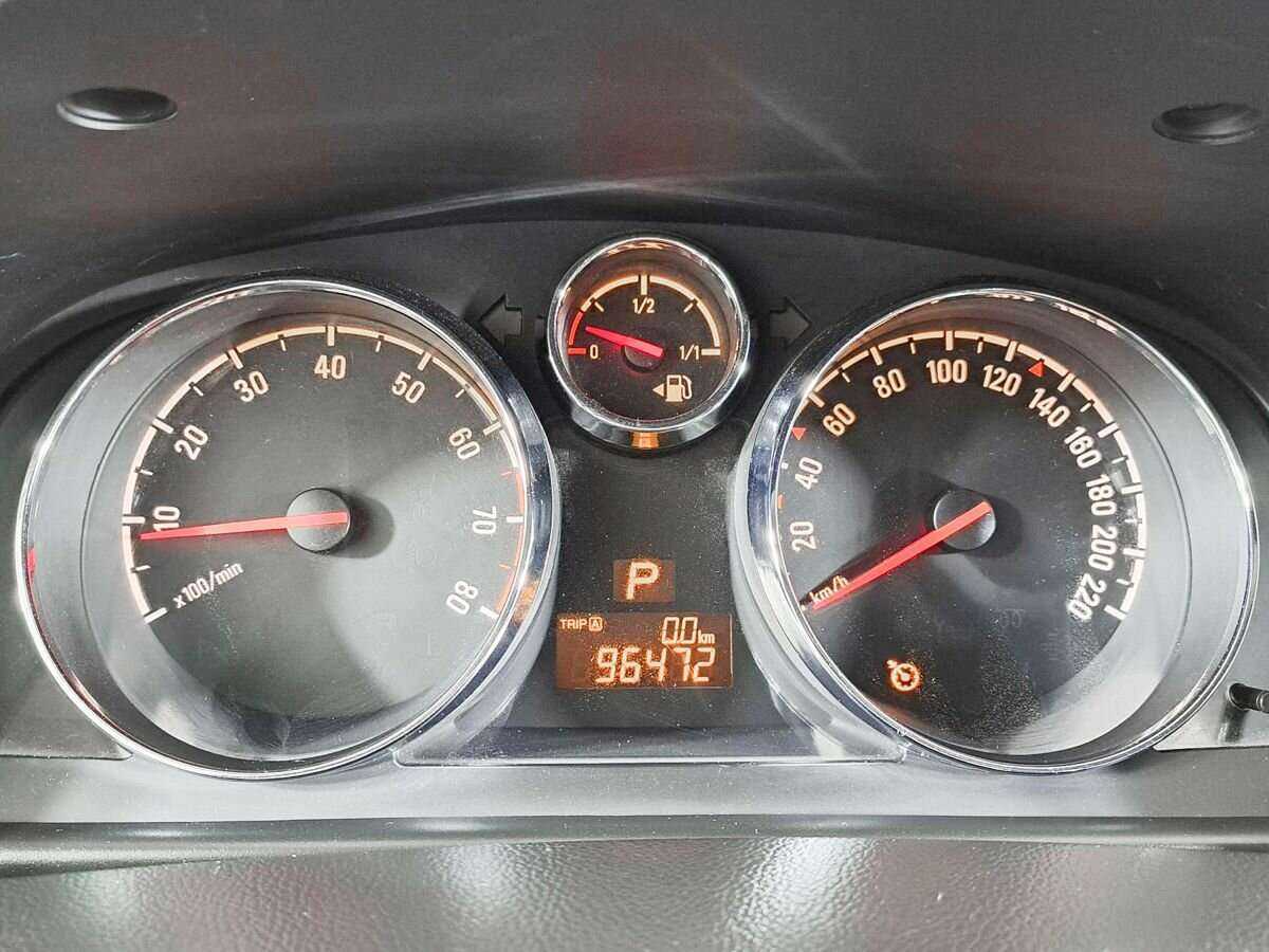 Opel Antara, 2013 - Фото №6