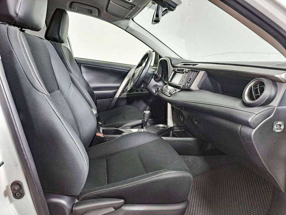 Toyota RAV4, 2014 - Фото №9