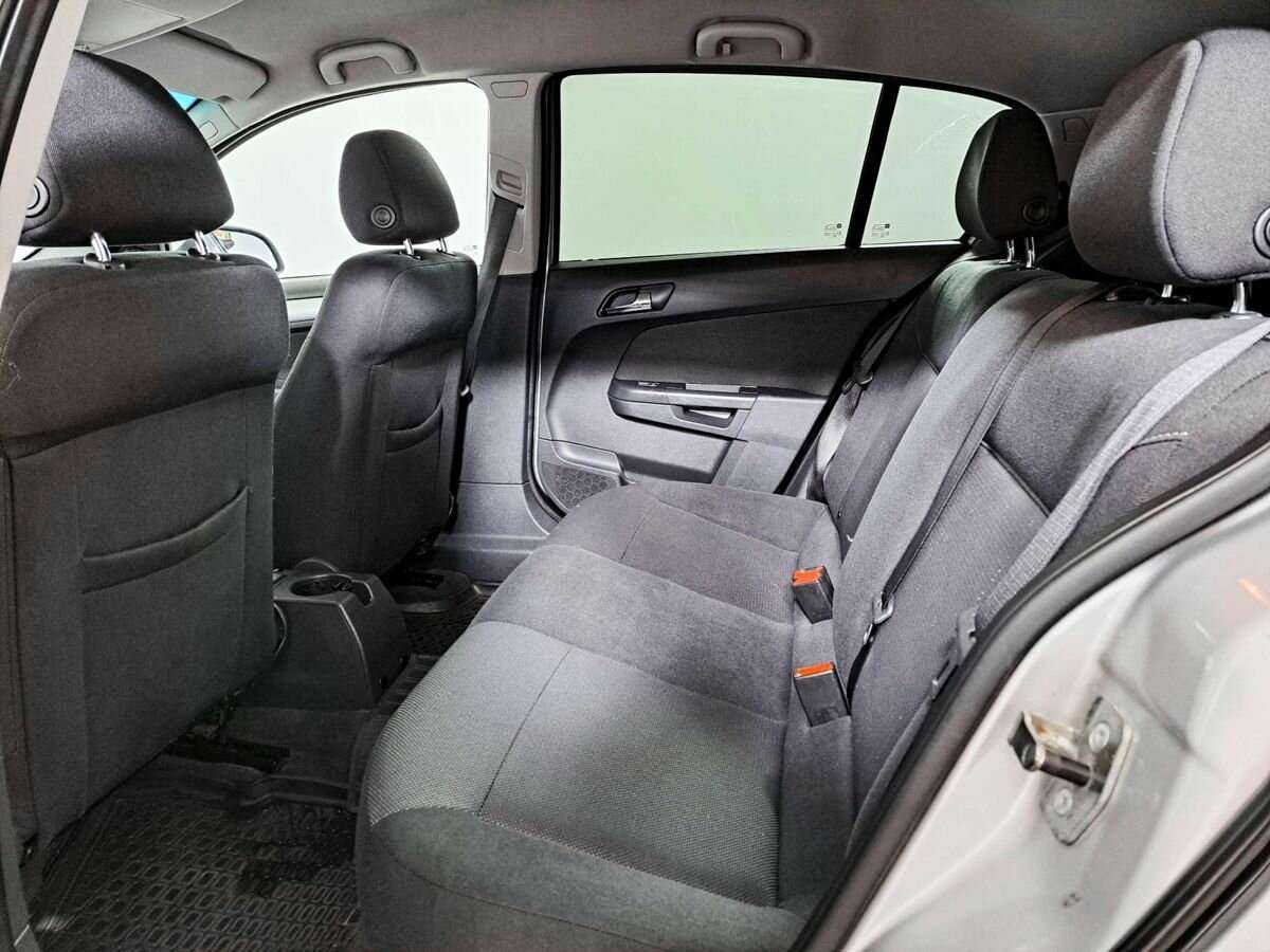 Opel Astra, 2013 - Фото №10