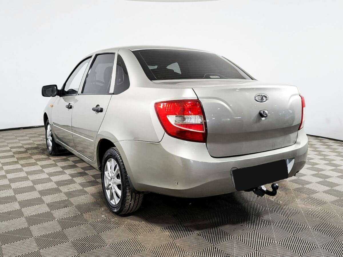 Lada (ВАЗ) Granta, 2012 - Фото №5