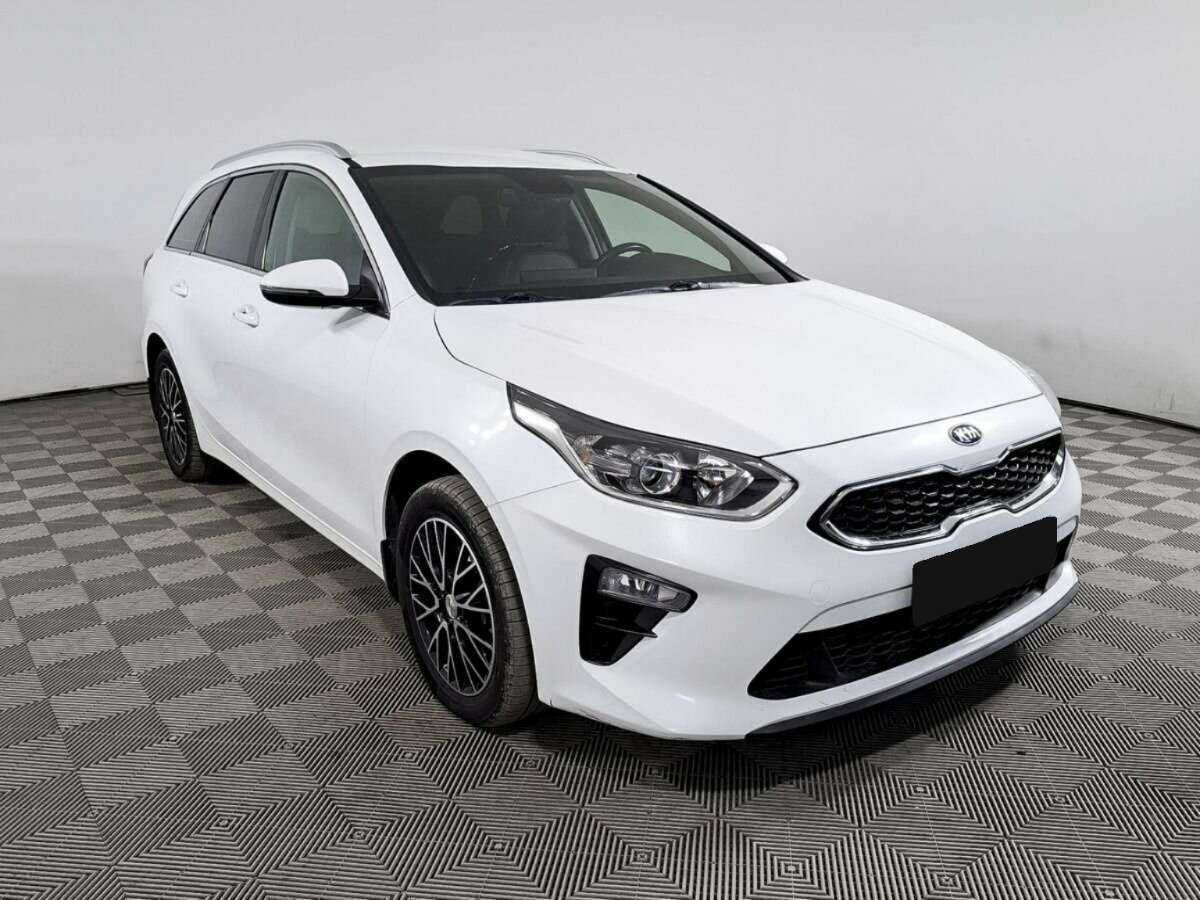 Kia Ceed, 2021 - Фото №2
