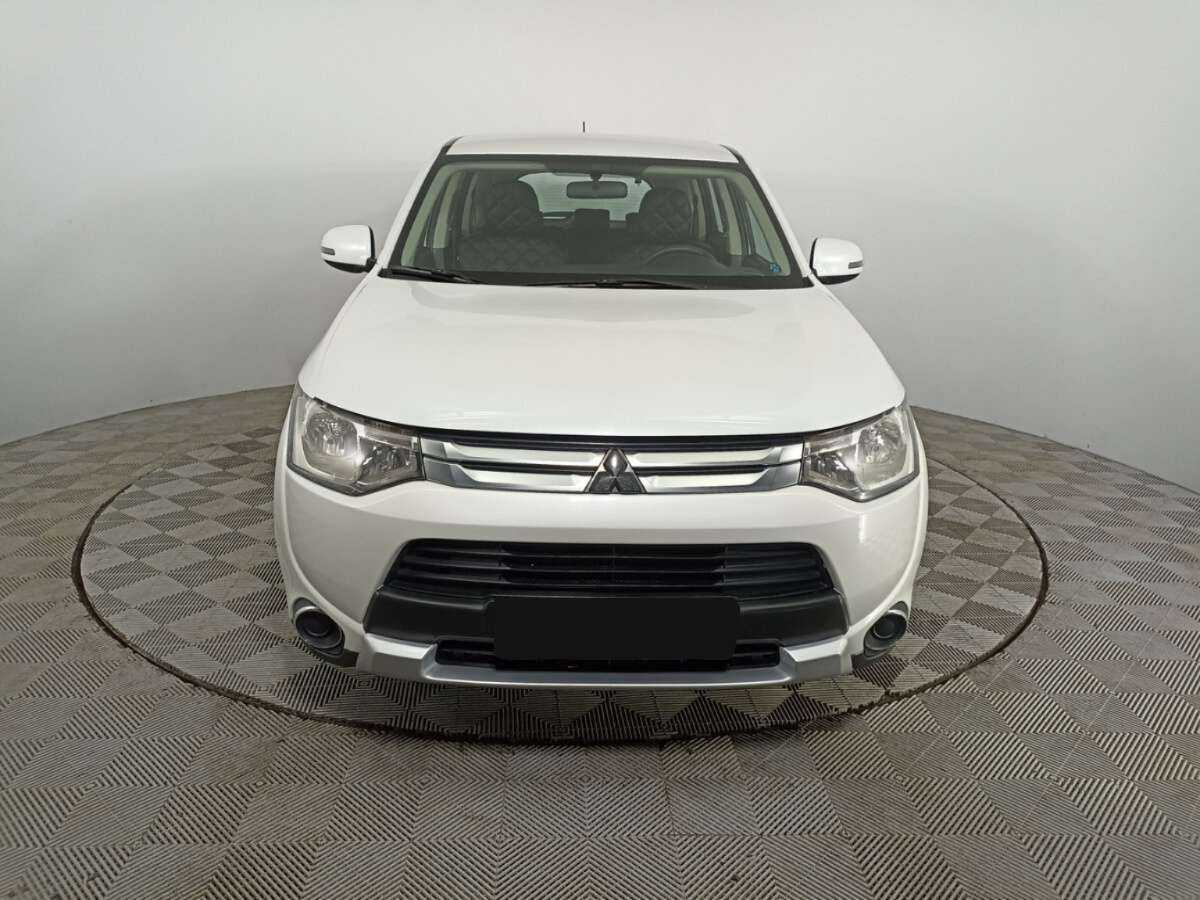 Mitsubishi Outlander, 2014 - Фото №1