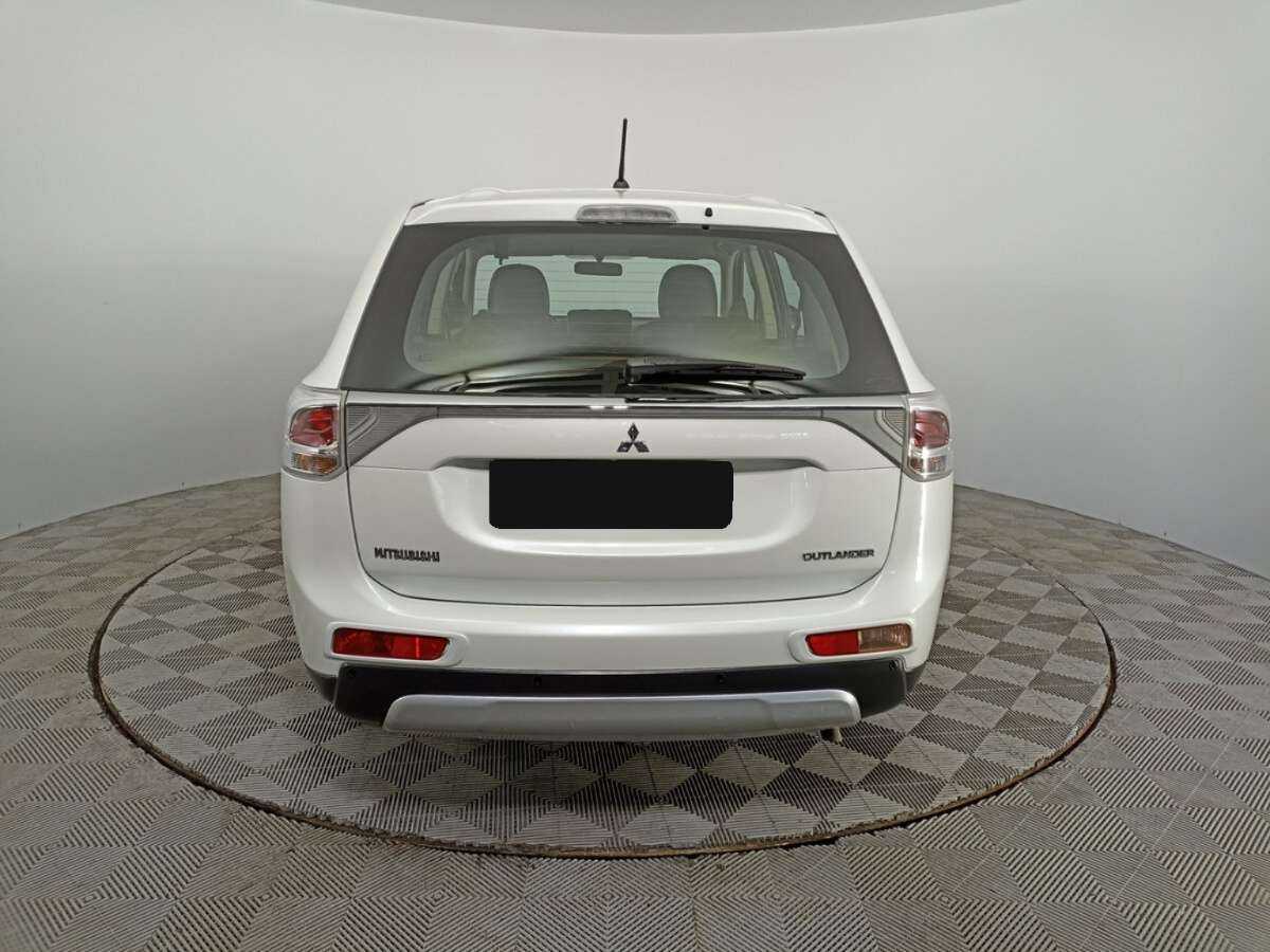 Mitsubishi Outlander, 2014 - Фото №5