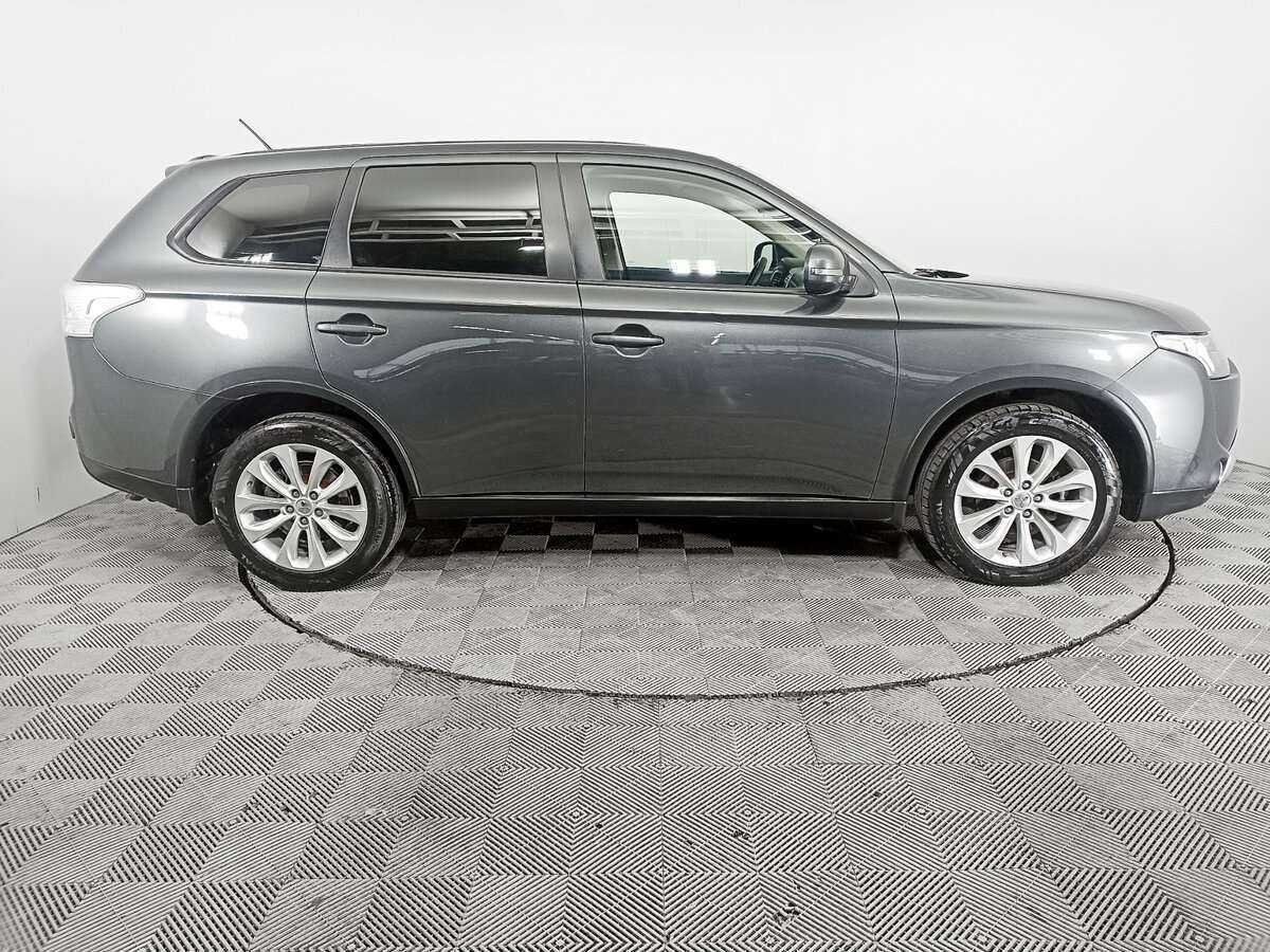 Mitsubishi Outlander, 2014 - Фото №3