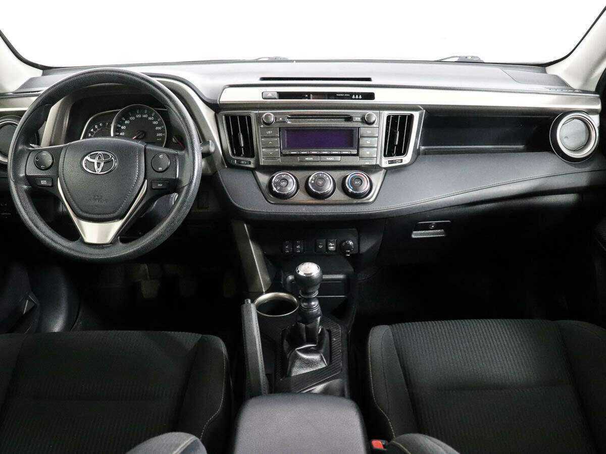 Toyota RAV4, 2015 - Фото №9