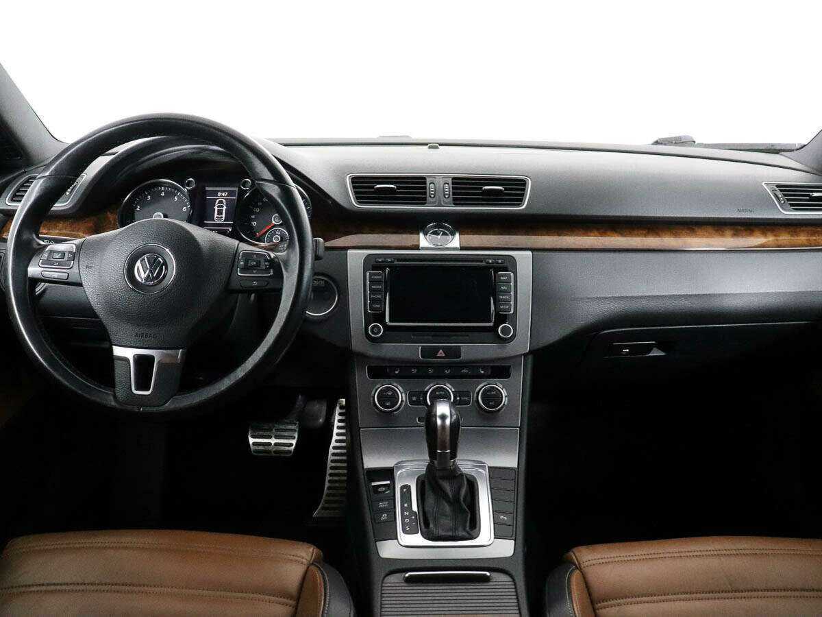 Volkswagen Passat CC, 2012 - Фото №10