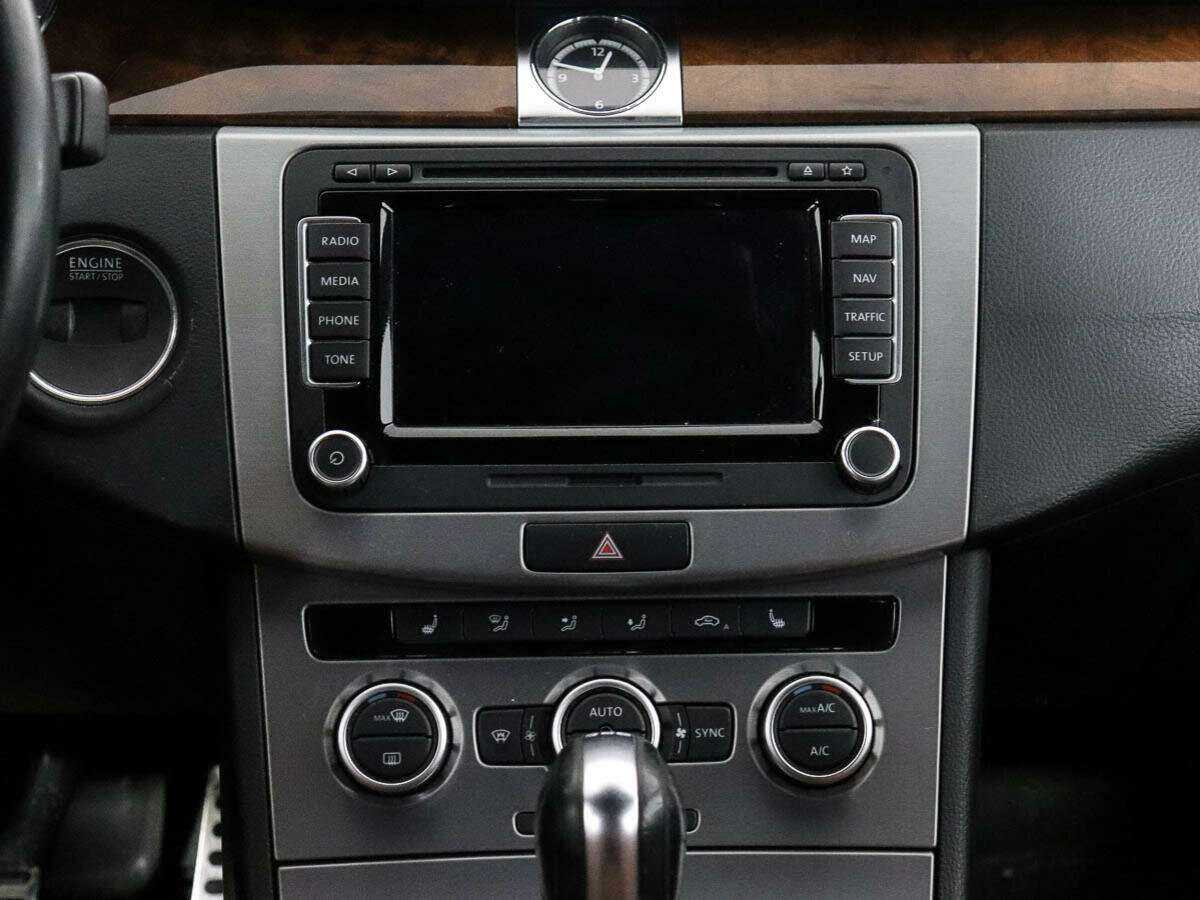 Volkswagen Passat CC, 2012 - Фото №11