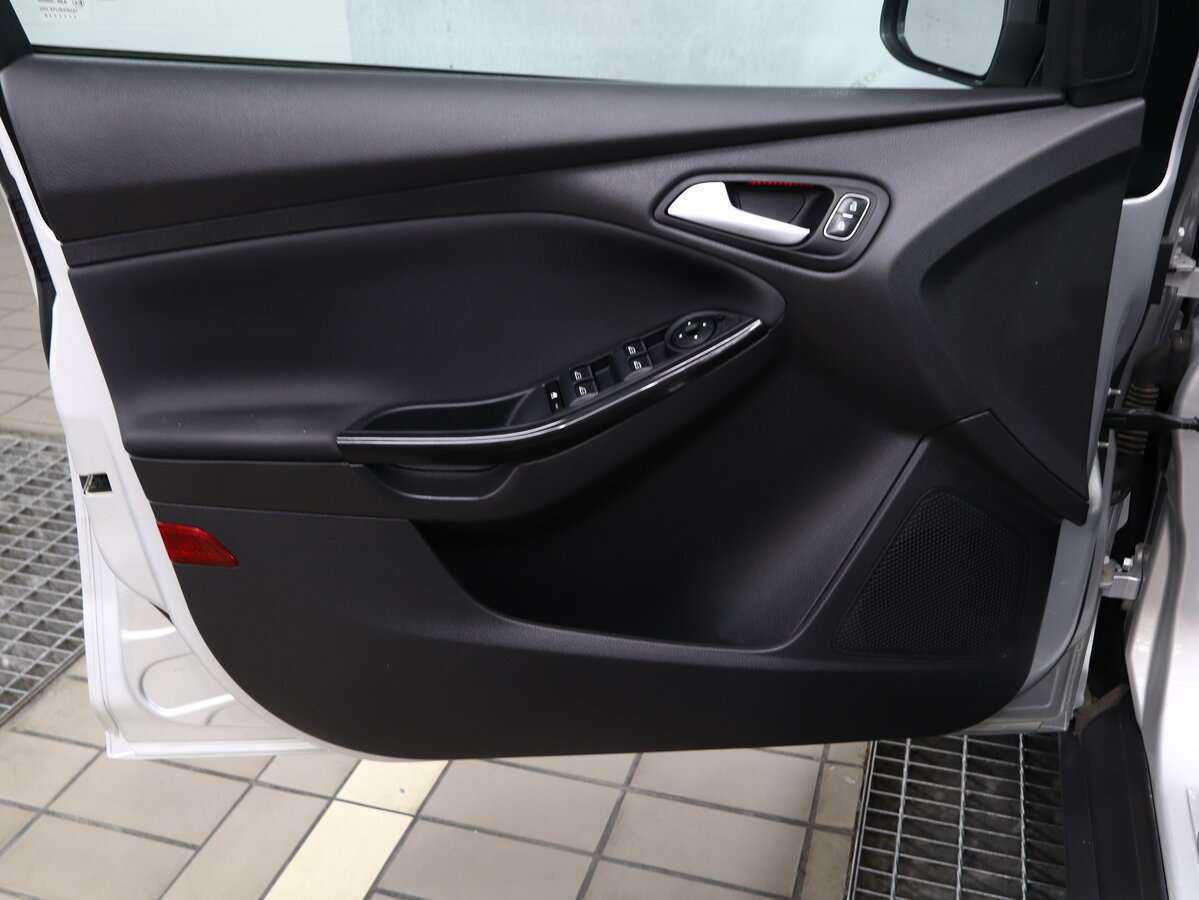 Ford Focus, 2019 - Фото №6