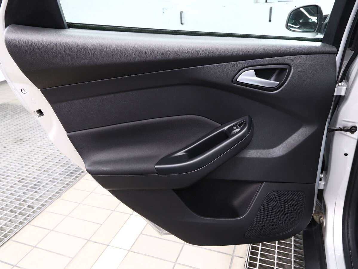 Ford Focus, 2019 - Фото №10