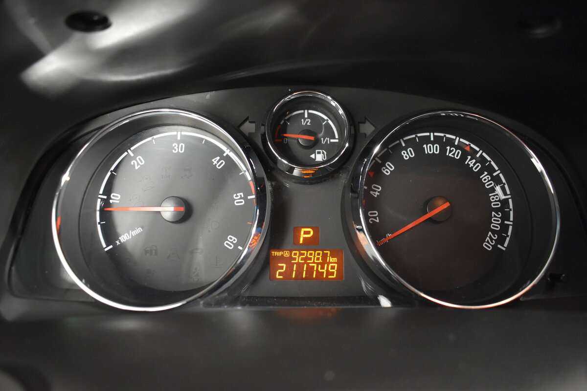 Opel Antara, 2013 - Фото №12