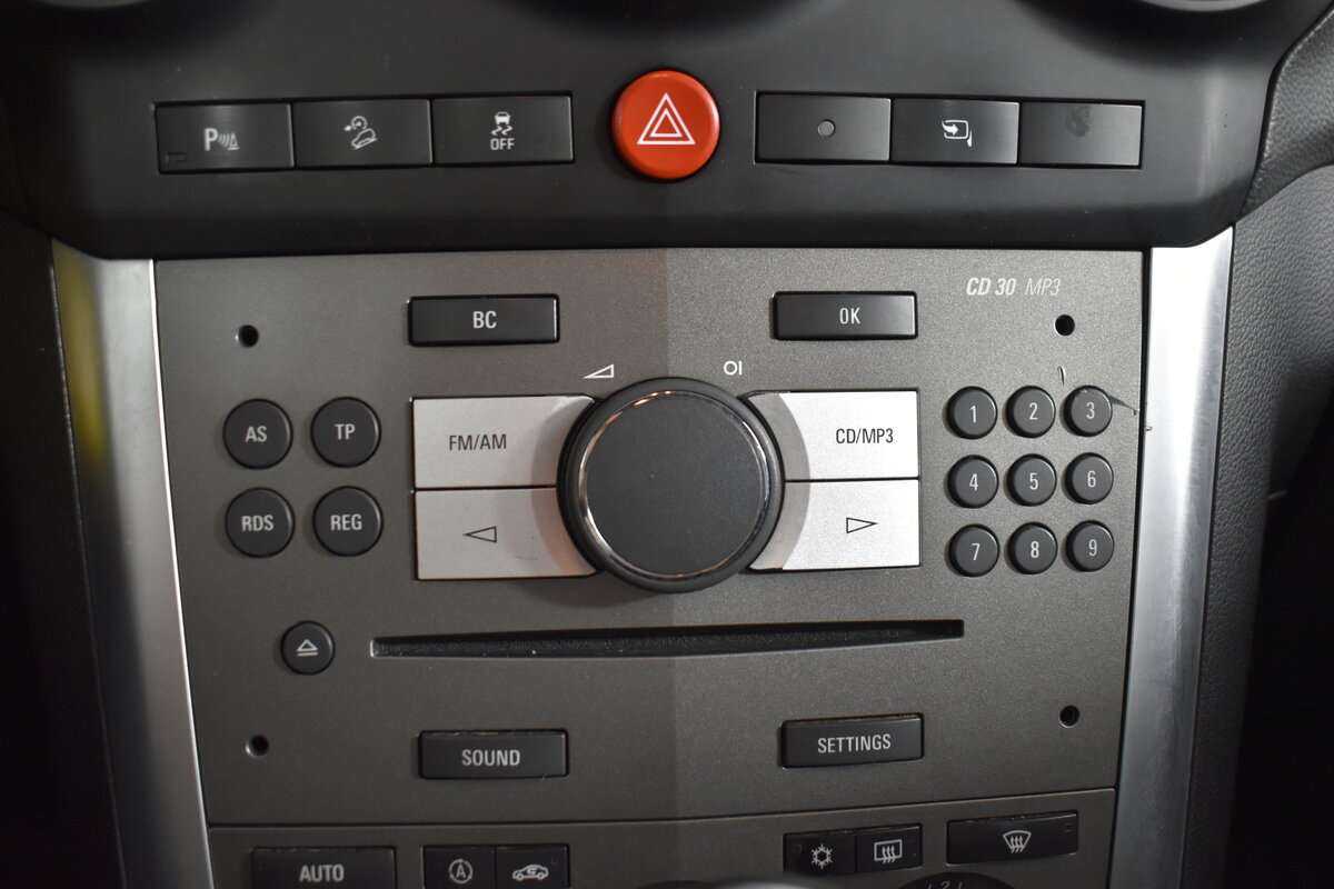 Opel Antara, 2013 - Фото №15