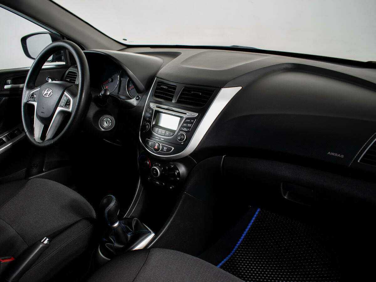 Hyundai Solaris, 2012 - Фото №6