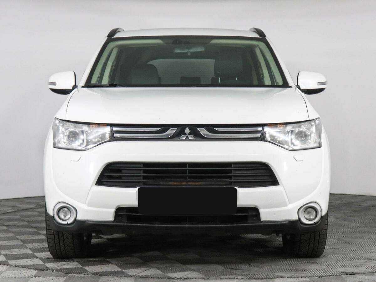 Mitsubishi Outlander, 2012 - Фото №1