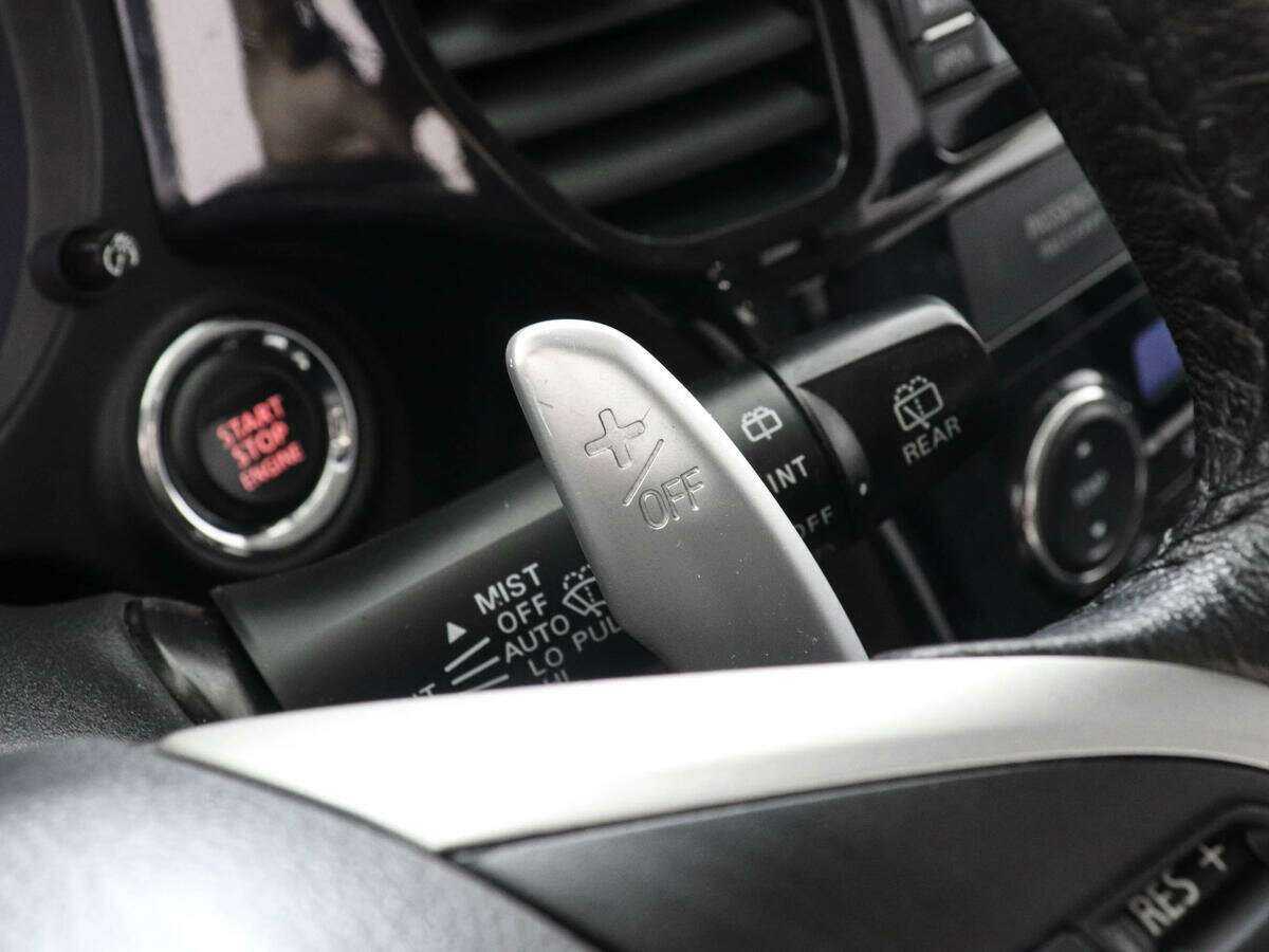 Mitsubishi Outlander, 2012 - Фото №13