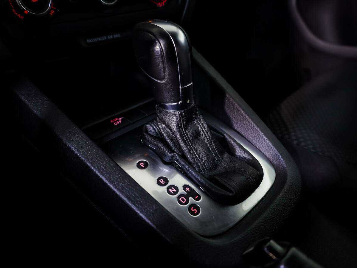 Volkswagen Jetta, 2014 - Фото №13