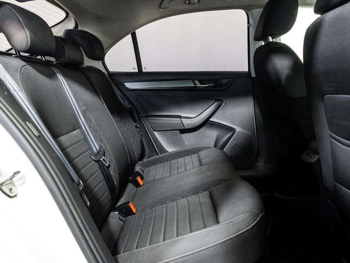 Skoda Rapid, 2017 - Фото №11