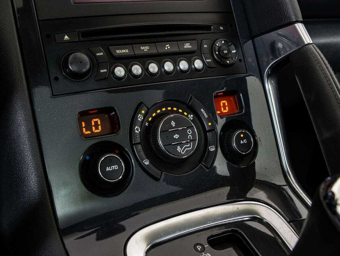 Peugeot 3008, 2012 - Фото №13