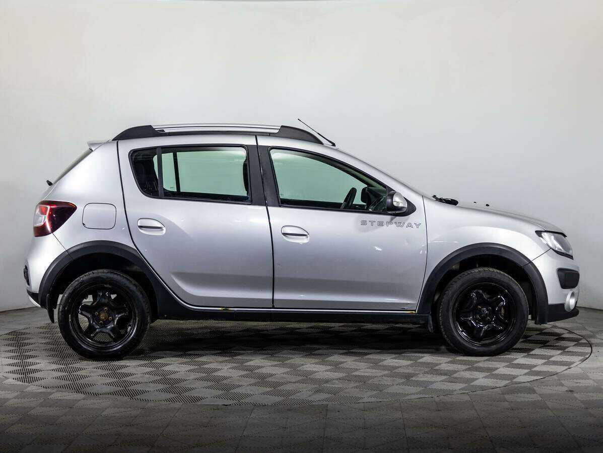 Renault Sandero Stepway, 2015 - Фото №2