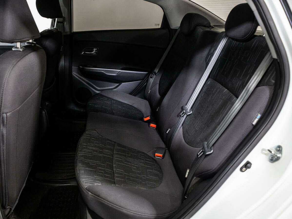 Kia Rio 5-speed, 2012 - Фото №9