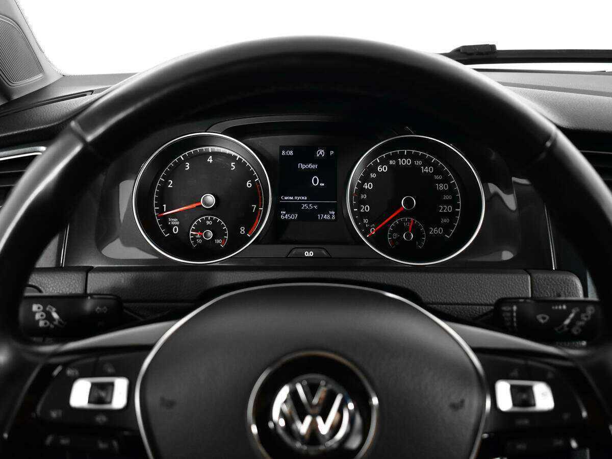 Volkswagen Golf, 2018 - Фото №8