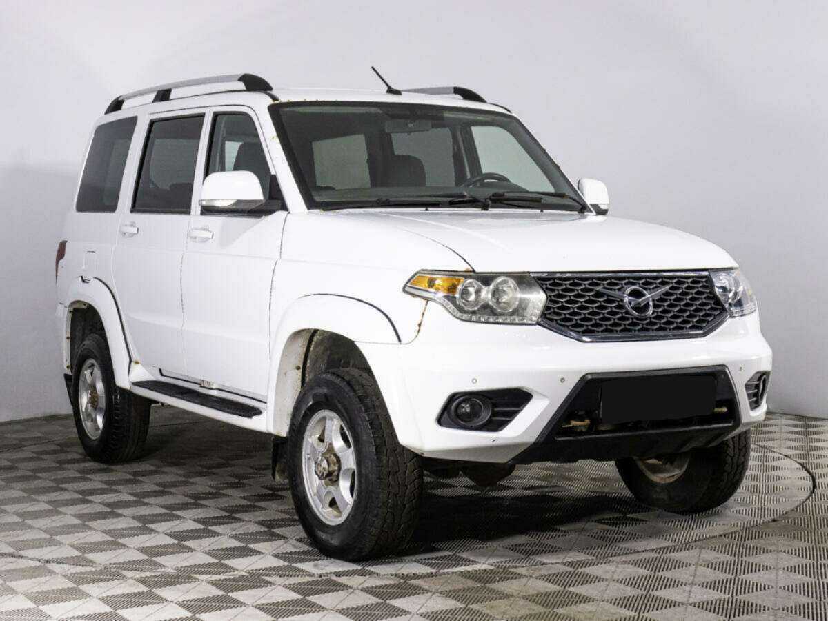 УАЗ Patriot, 2018 - Фото №2