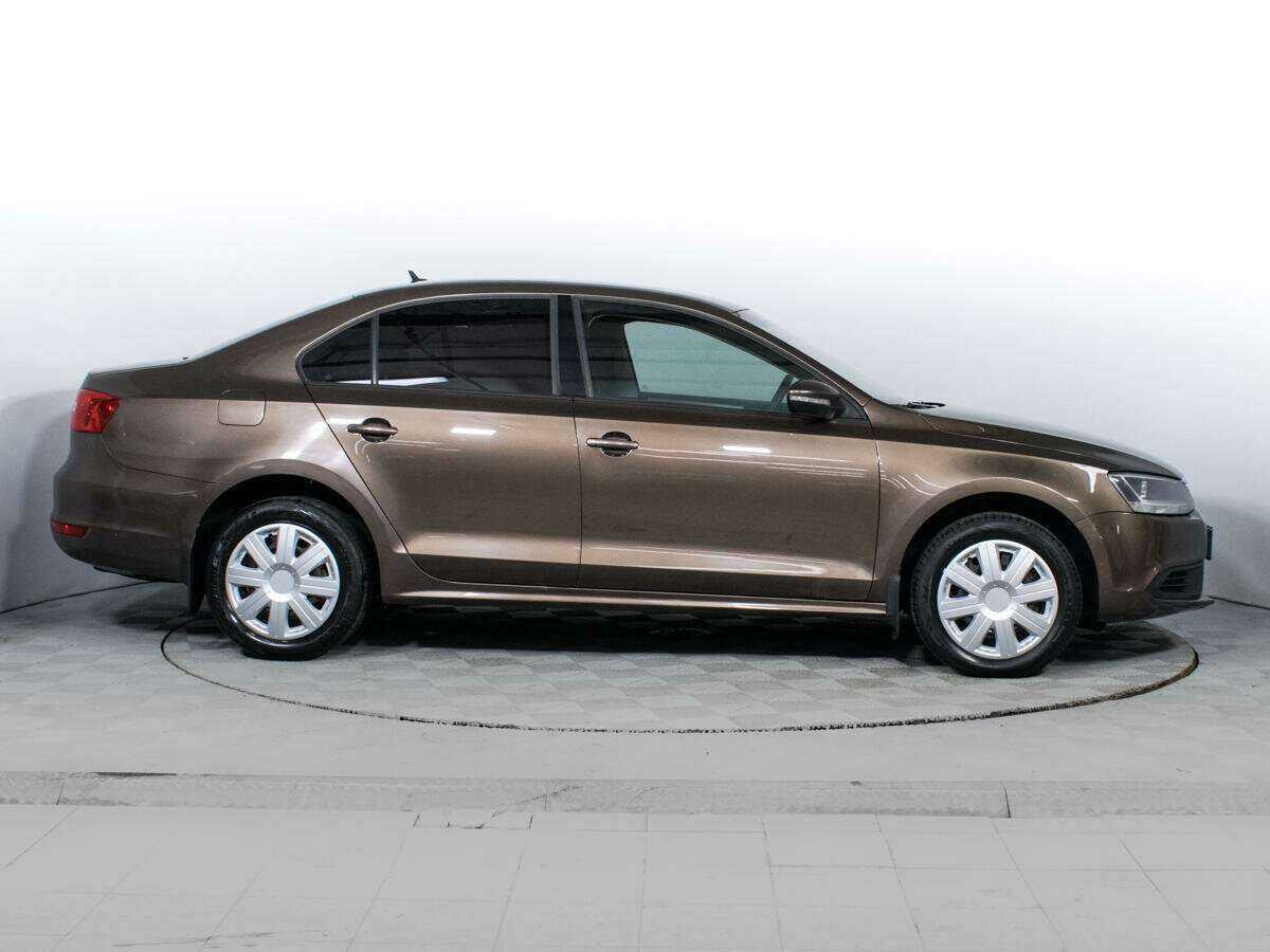 Volkswagen Jetta, 2012 - Фото №3