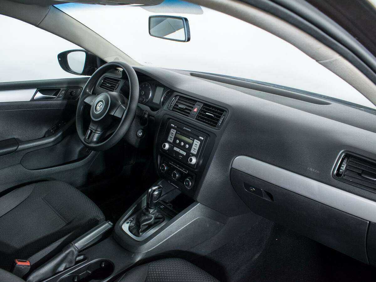 Volkswagen Jetta, 2012 - Фото №8