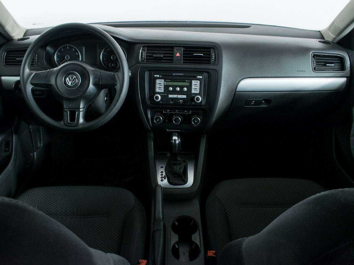 Volkswagen Jetta, 2012 - Фото №11
