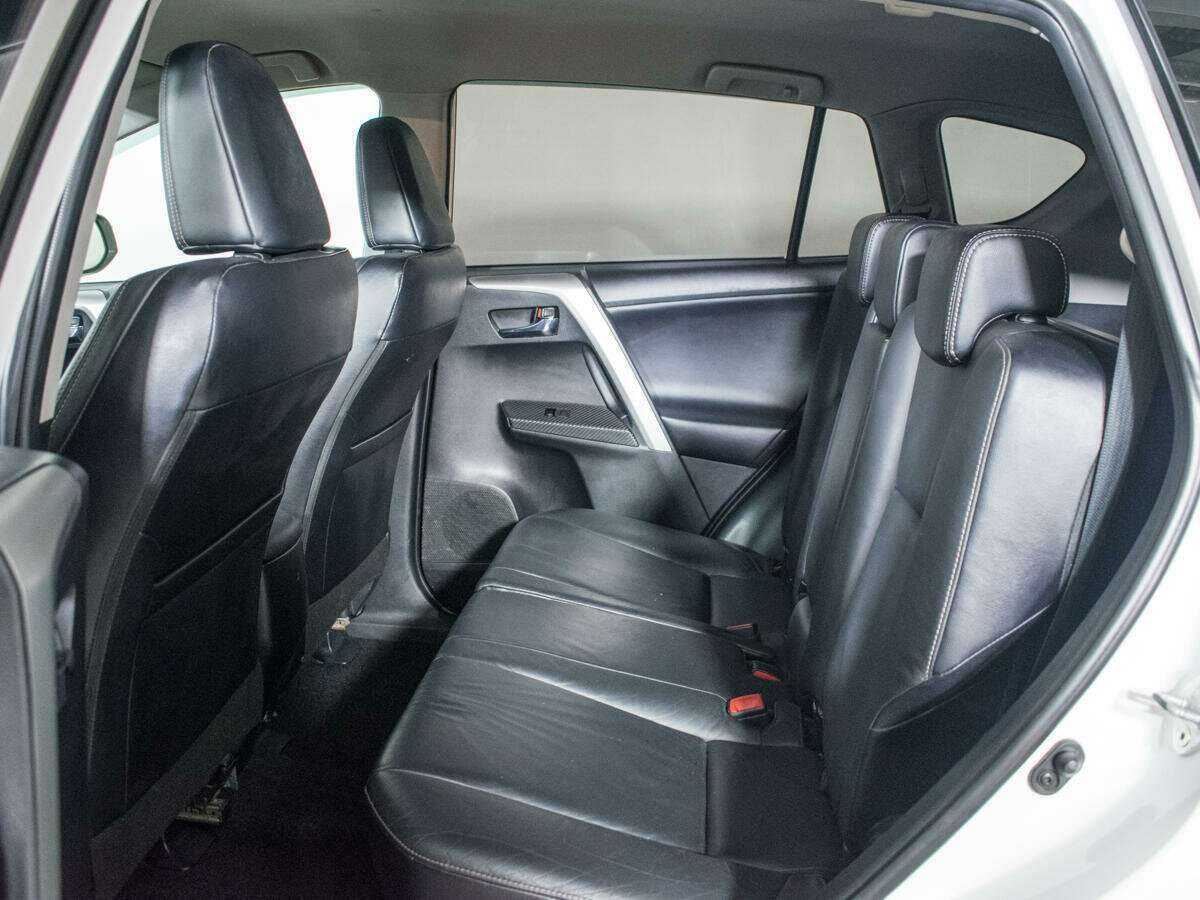 Toyota RAV4, 2013 - Фото №9
