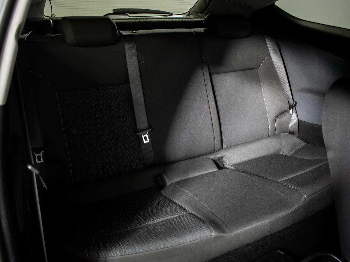 Opel Astra GTC, 2013 - Фото №8