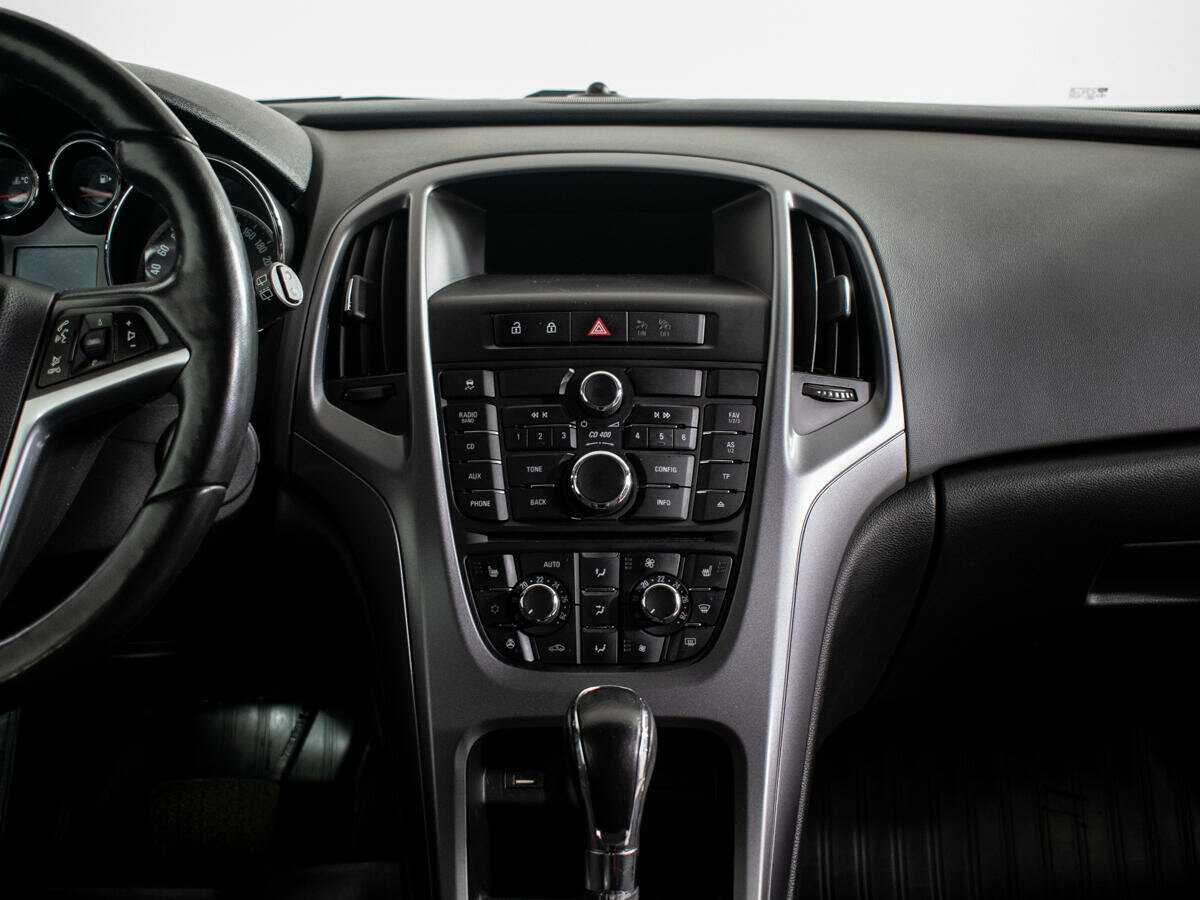 Opel Astra GTC, 2013 - Фото №9