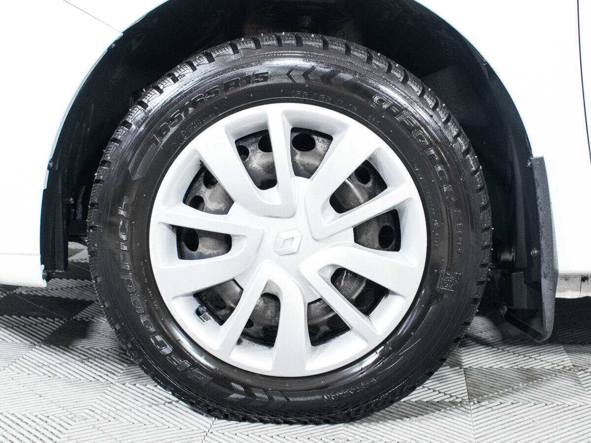 Renault Logan, 2019 - Фото №15