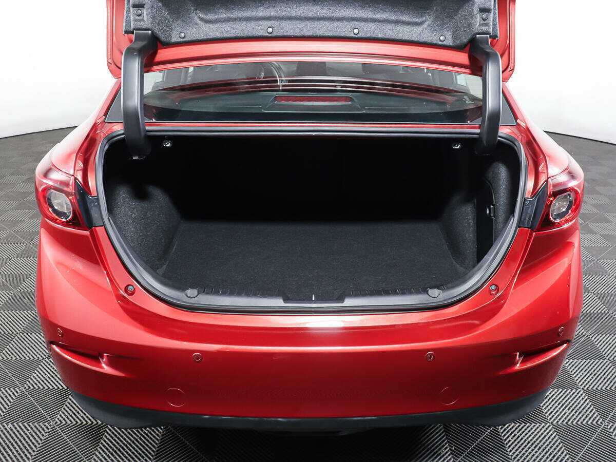 Mazda 3, 2018 - Фото №9