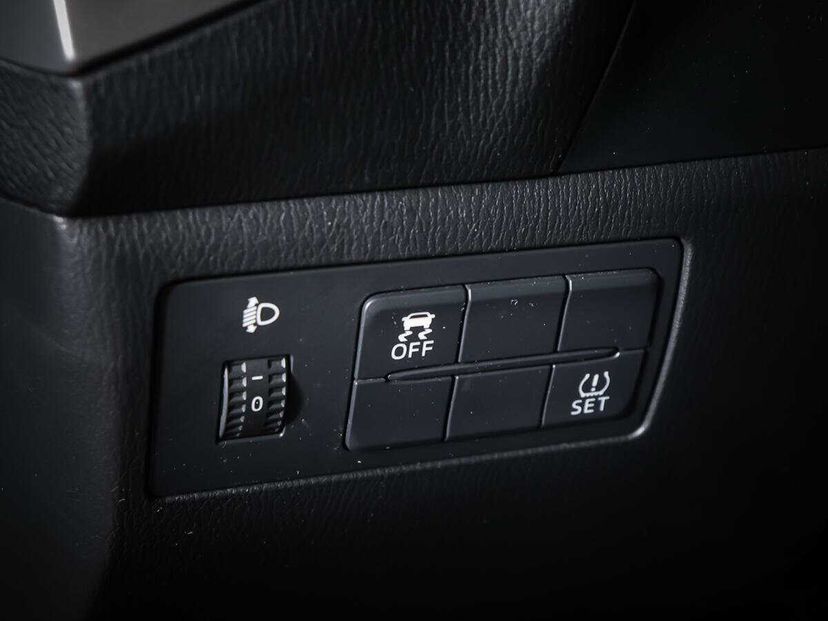 Mazda 3, 2018 - Фото №18