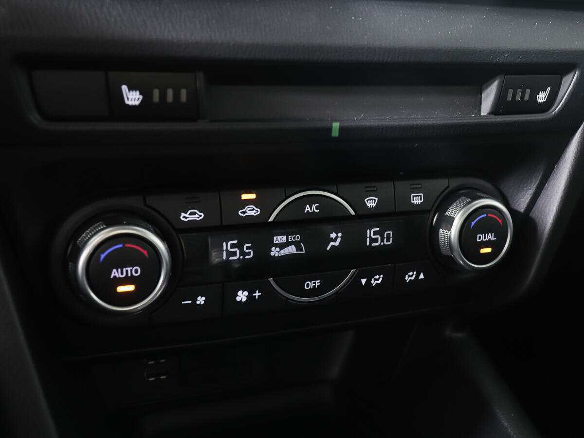 Mazda 3, 2018 - Фото №20