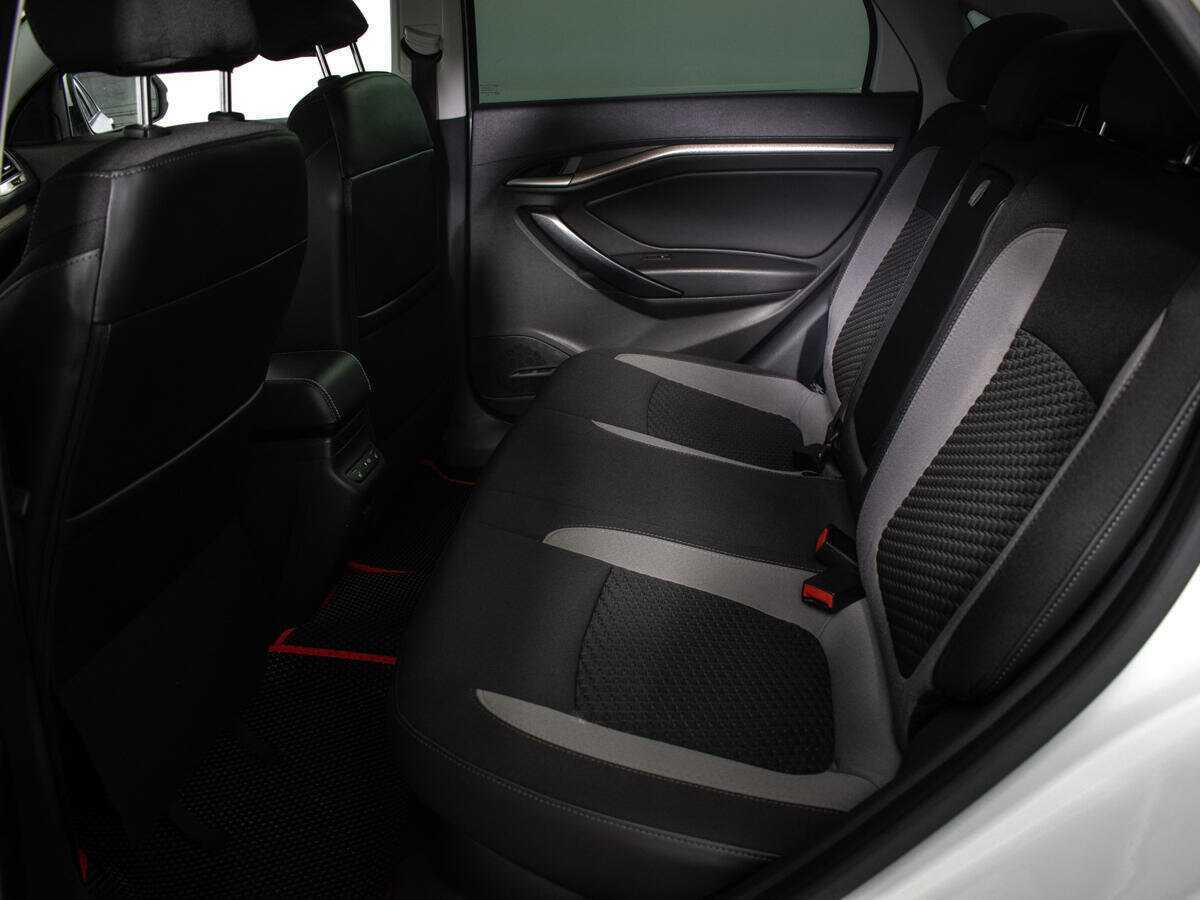 Lada (ВАЗ) Vesta, 2018 - Фото №7