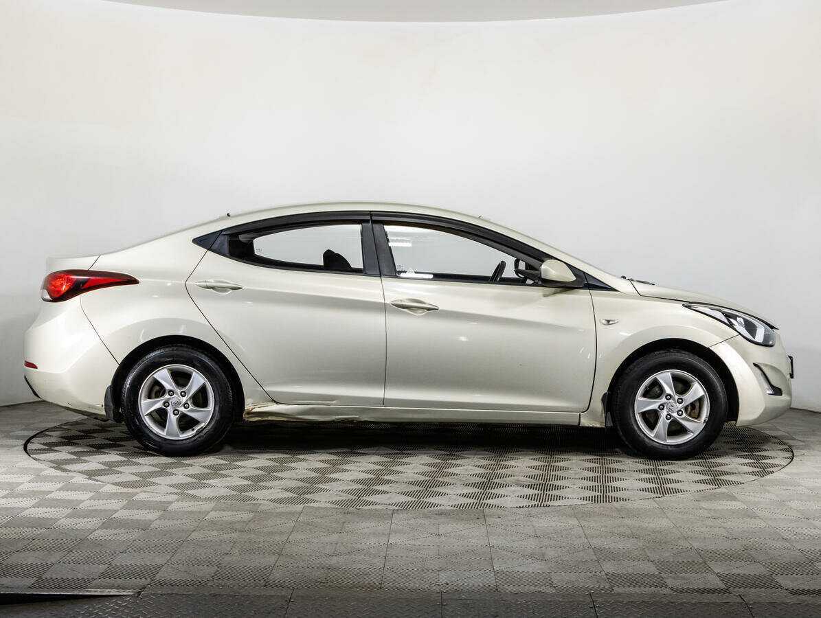 Hyundai Elantra, 2015 - Фото №3
