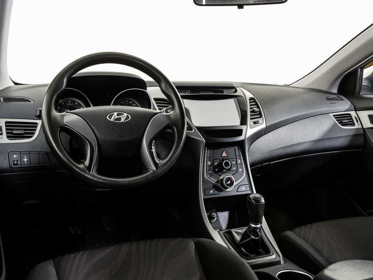 Hyundai Elantra, 2015 - Фото №10